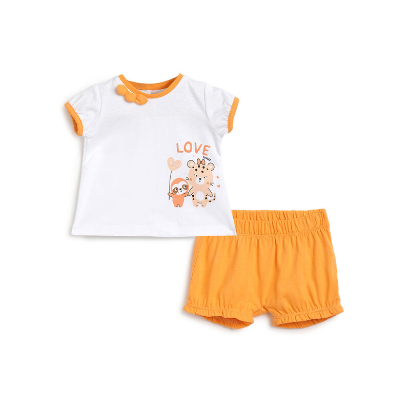 Girls Light Orange Printed Outfit with Short Pants image number 0